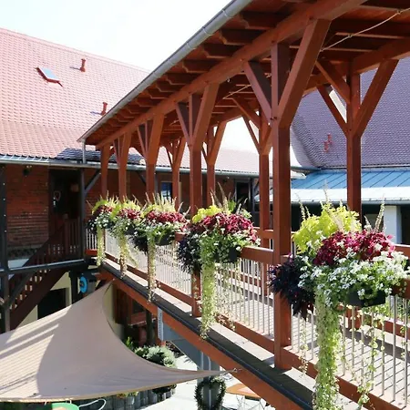 Sonnekalb Hotel Naumbourg