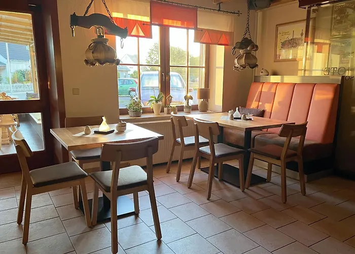 Отель Sonnekalb Наумбург