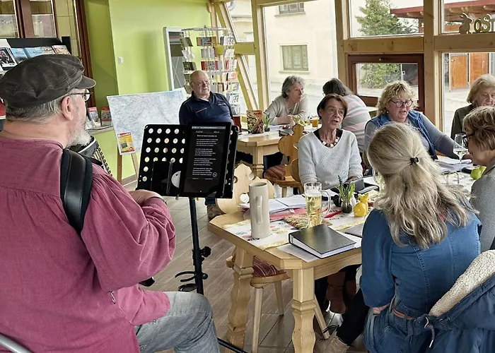 舒内卡尔伯酒店 酒店 3*